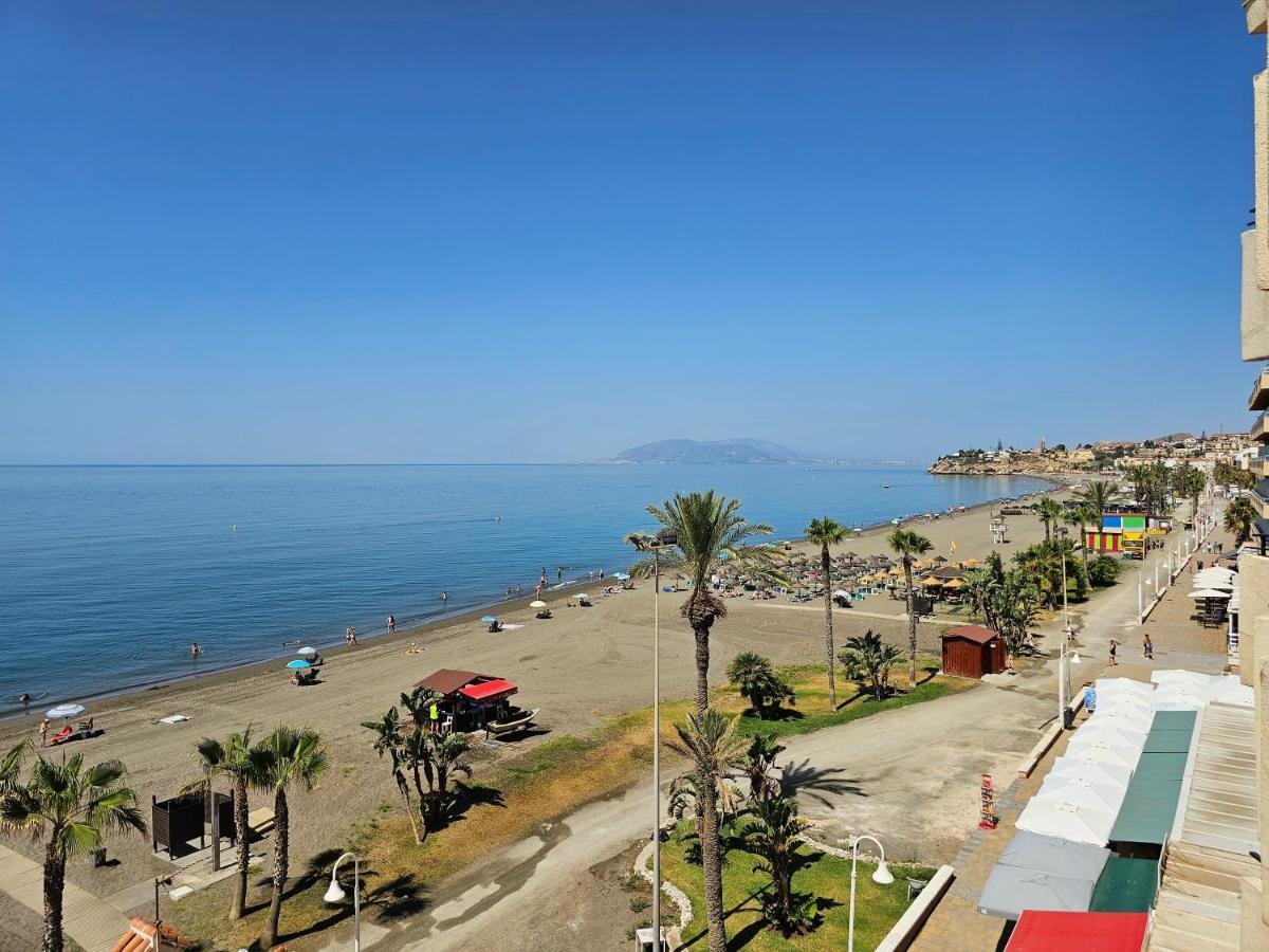 Primera Linea De Playa Con Vistas Al Mar Rincón de la Victoria Kültér fotó